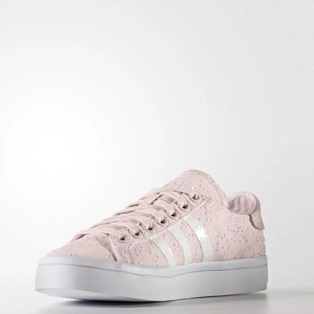 adidas CourtVantage Halo tennis shoes